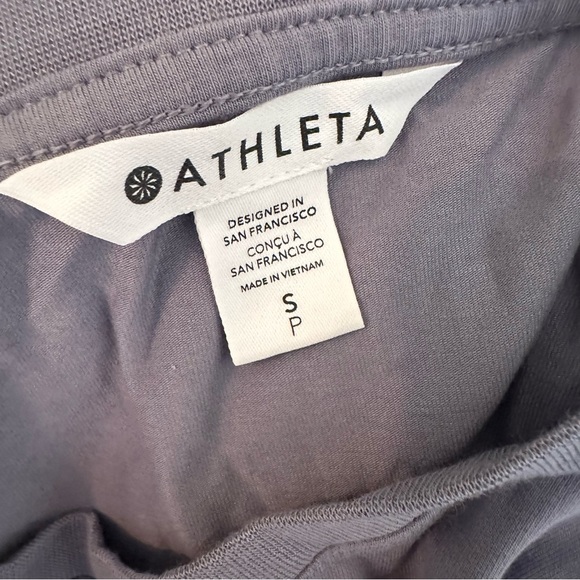 Athleta Solid Gray Sleeveless Muscle Workout Tee Top Size Small S - Picture 3 of 4